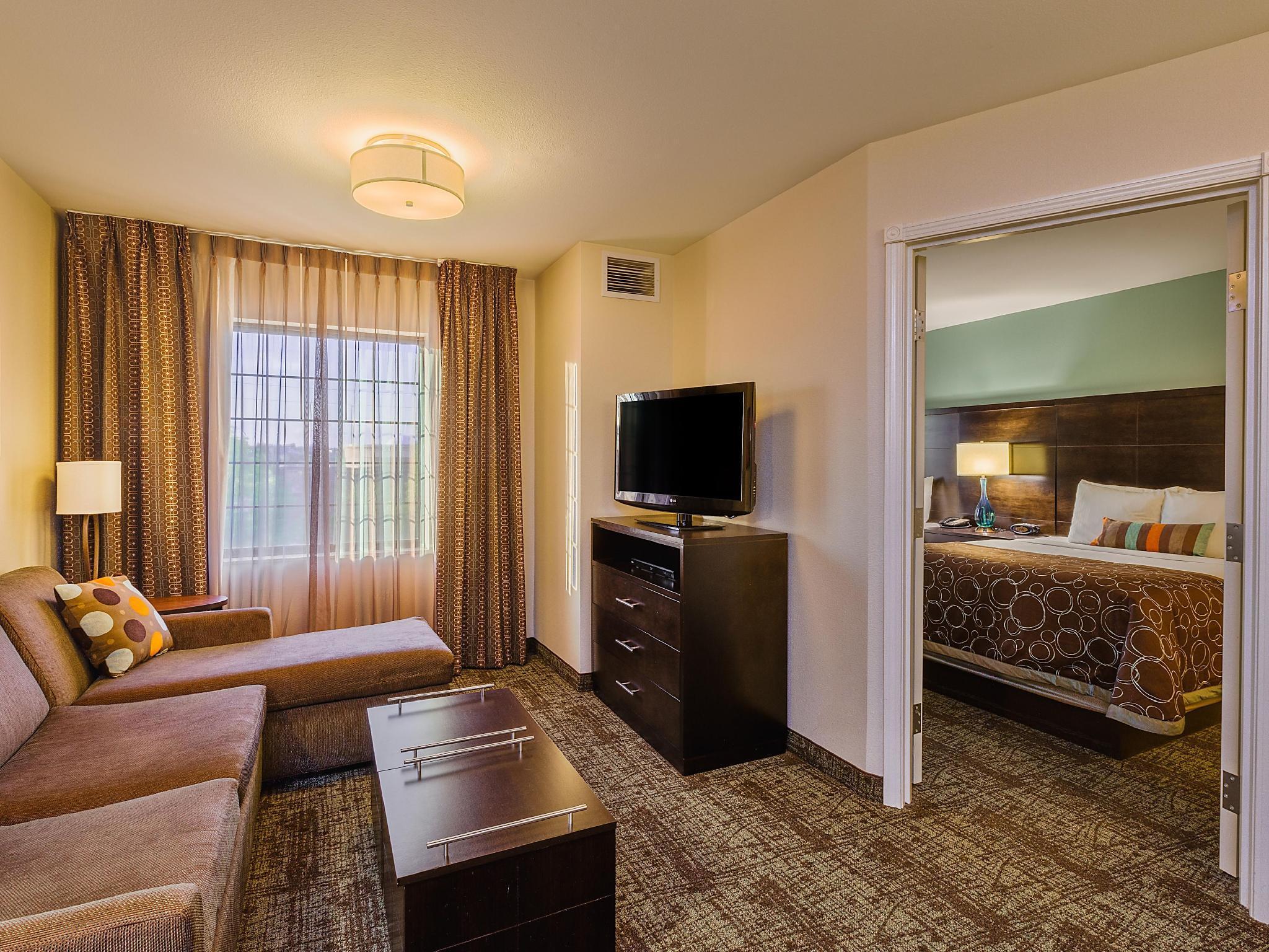 Staybridge Suites Bismarck By Ihg Ngoại thất bức ảnh
