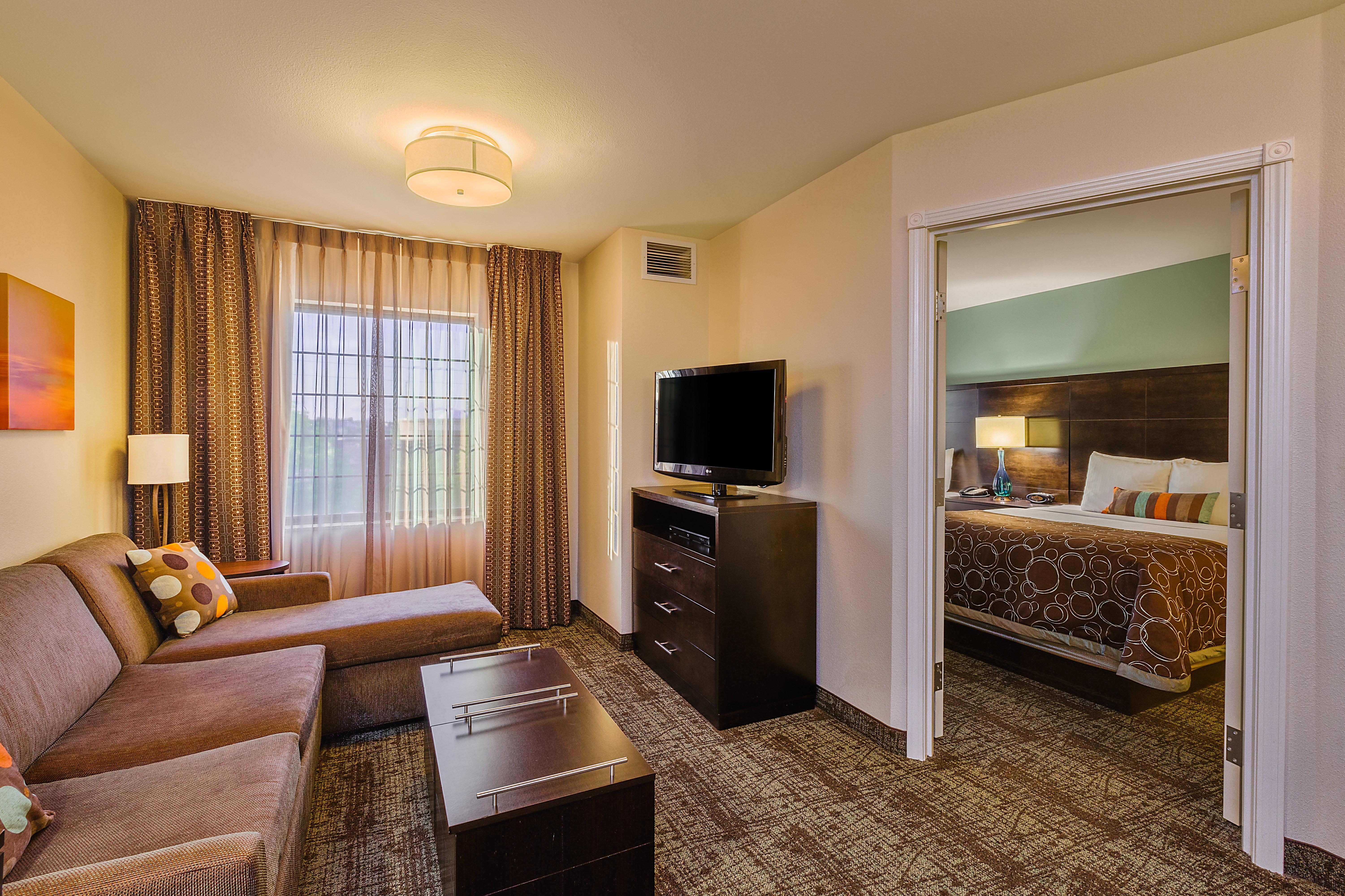 Staybridge Suites Bismarck By Ihg Ngoại thất bức ảnh