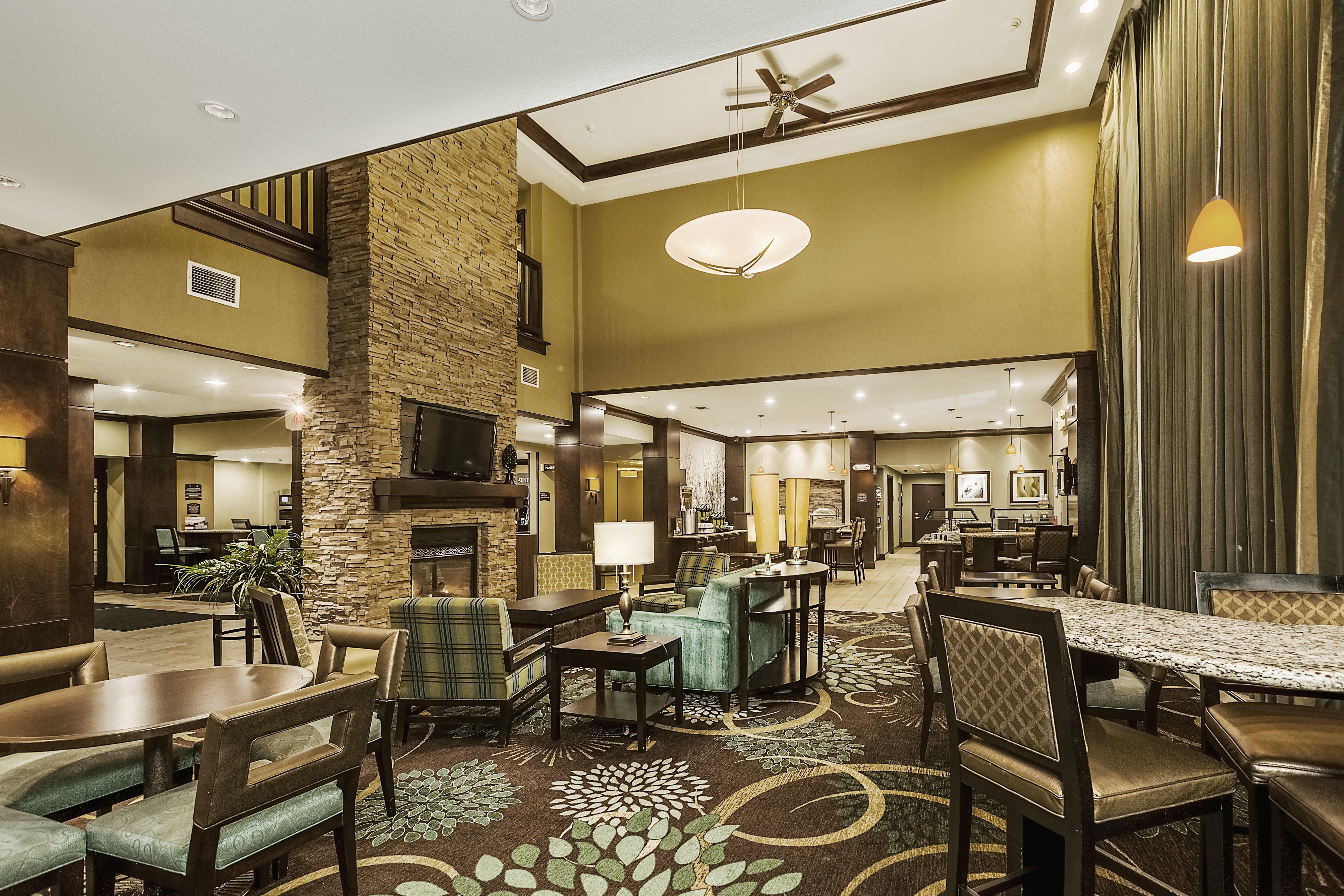 Staybridge Suites Bismarck By Ihg Ngoại thất bức ảnh