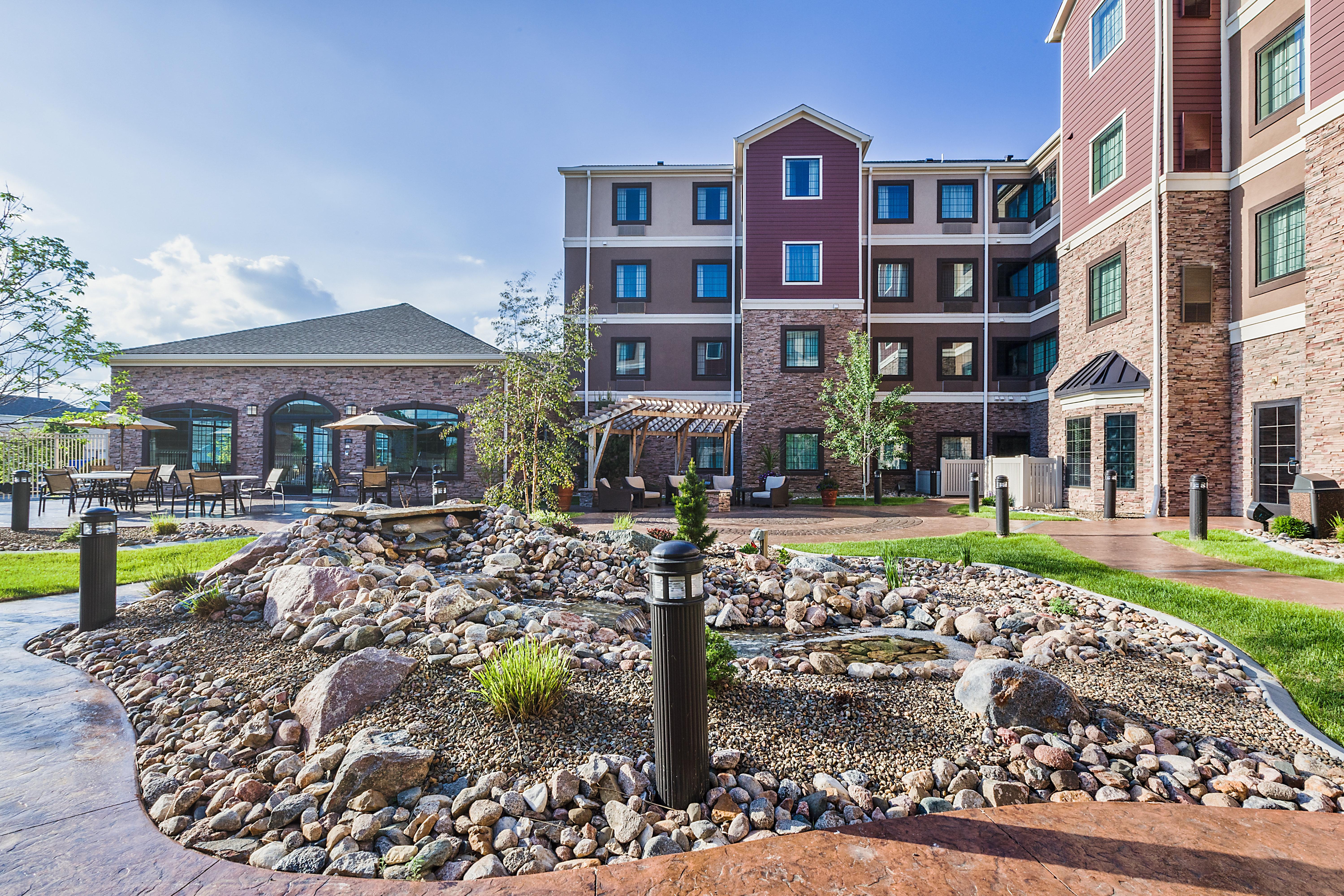 Staybridge Suites Bismarck By Ihg Ngoại thất bức ảnh