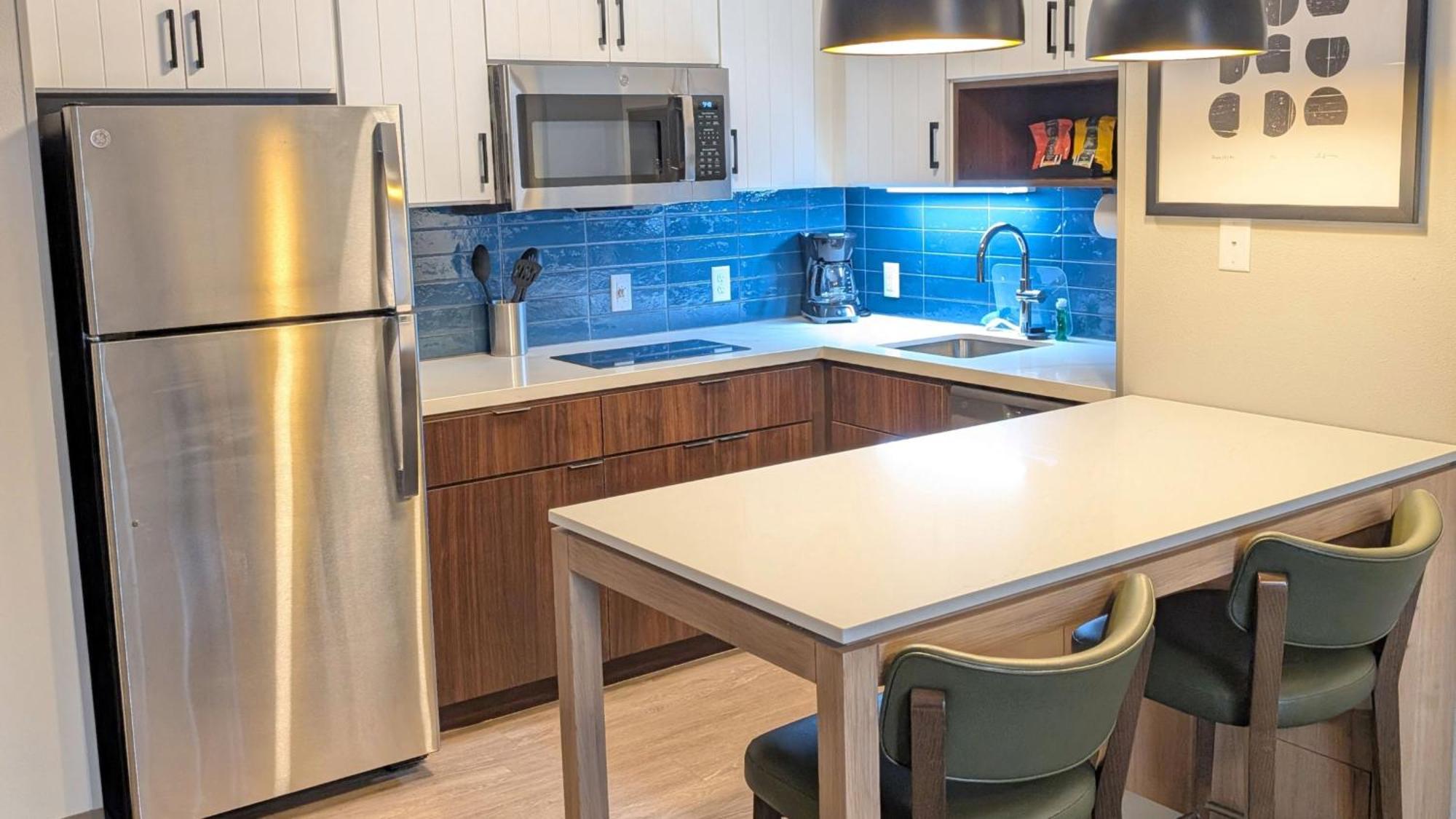 Staybridge Suites Bismarck By Ihg Ngoại thất bức ảnh